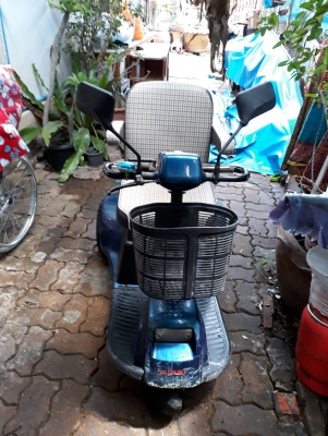 ขายรถสามล้อไฟฟ้าผู้สูงอายุ