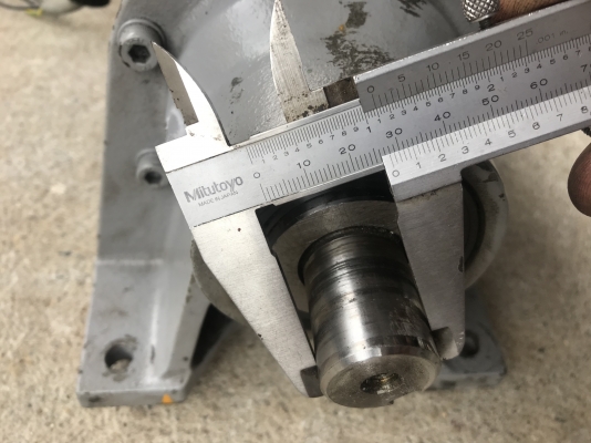 ขายมอเตอร์เกียร์ Cycro drive Sumitomo 1HP. 380V made in Japan อัตราทด 1:43 เพลาออกประมาณ 33รอบต่อนาที สภาพสวยเดิมๆ หมุนนิ่ม พร้อมใช้งาน ราคา 4,300 บาท