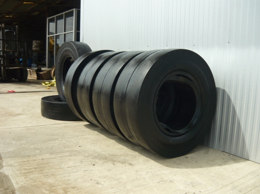 ยางตันล้อหน้ารถปูยาง , ยางตันใหม่ 7 ล้อ 9 ล้อ, กะทะล้อรถเกรด 14.00-24, 17.5-25