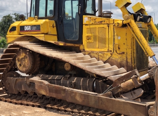 ขายรถดันดิน CAT D6R นำเข้าเองจากญี่ปุ่น สภาพสวยพร้อมใช้ มีVDOการทำงานครับ
