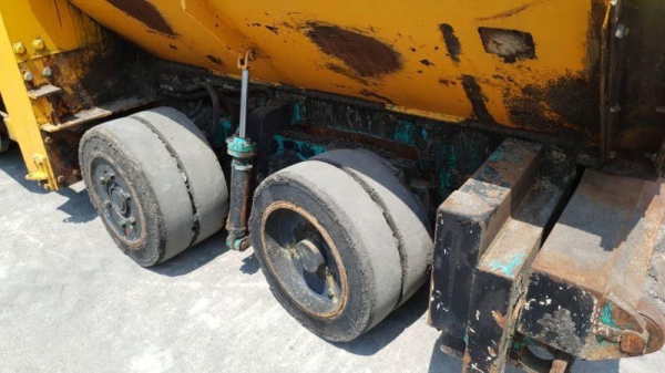 รถปูยาง VOGELE S1603 เครื่อง Deutz 6 สูบ รถปูยาง VOGELE S1603 เครื่อง Deutz 6 สูบ