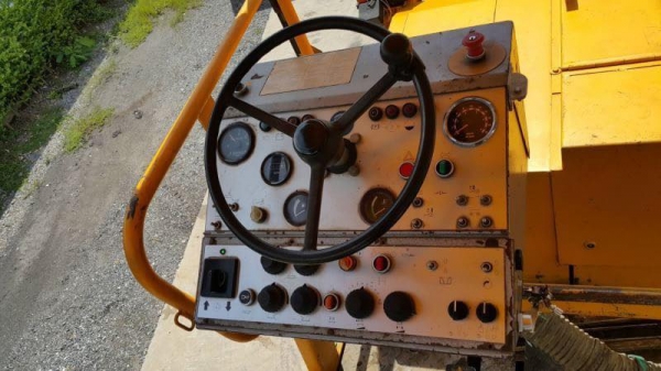 รถปูยาง VOGELE S1603 เครื่อง Deutz 6 สูบ รถปูยาง VOGELE S1603 เครื่อง Deutz 6 สูบ