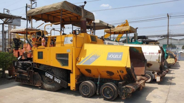 รถปูยาง VOGELE S1603 เครื่อง Deutz 6 สูบ รถปูยาง VOGELE S1603 เครื่อง Deutz 6 สูบ