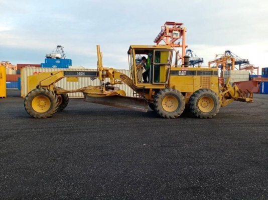 รถเกรด CAT140H VHP  S/N 2ZK03771