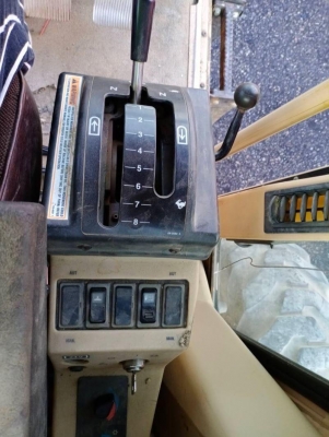 รถเกรด CAT140H VHP  S/N 2ZK03771