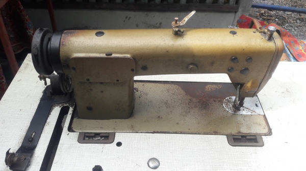 จักรเย็บ brother DB2-B755-3 Made in Japan