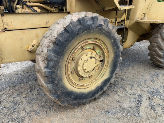 ขาย 295,000 รถตัก CAT 910 45 v เครื่องดี เกียร์แรง เอวแน่น ยางดี รถพร้อมใช้งาน เอกสารซื้อขาย รถอยู่ นครปฐม 090-772-3710 090-772-3708