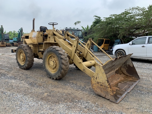 ขาย 295,000 รถตัก CAT 910 45 v เครื่องดี เกียร์แรง เอวแน่น ยางดี รถพร้อมใช้งาน เอกสารซื้อขาย รถอยู่ นครปฐม 090-772-3710 090-772-3708