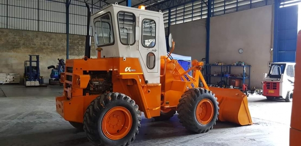 KOMATSU 507 ขนาดบุ้งกี่0.7คิวขนาดเทียบเท่า WA70เครื่องยนต์komatsu 4d94 ฝาสูบหนา เก่าญี่ปุ่นใช้งาน 3000HR บูชสลักเดิม แน่นทุกจุด ซ่อมง่ายมีอะไหล่ทุกชิ้น รับรองคุณภาพ  สำหรับร้านวัสดุก่อสร้างตักขนาด1คิว และงานตักวัสดุทั่วไปขนาดคล่องแคล่วคล่องตัวสูง ราค