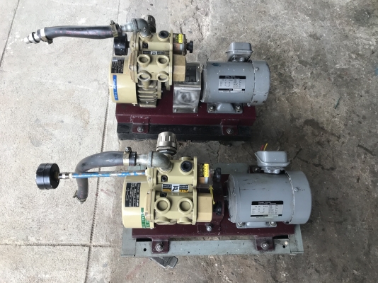 ขายปั๊มสุญญากาศแบบ Dry pump Orion 1/2HP. 380V made in Japan สภาพสวย หมุนนิ่ม ดูดแรง มาพร้อมแท่นล้อเลื่อน พร้อมใช้งาน มีมา 2ชุดครับ ราคาชุดละ 5,500 บาท ขายปั๊มสุญญากาศแบบ Dry pump Orion 1/2HP. 380V made in Japan สภาพสวย หมุนนิ่ม ดูดแรง มาพร้อมแท่นล้อเลื่อน พร้อมใช้งาน มีมา 2ชุดครับ ราคาชุดละ 5,500 บาท