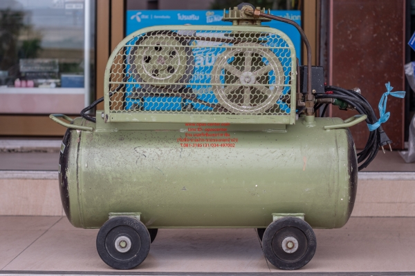 เครื่องปั้มลม SWAN SP-114 จุ 36 ลิตร มอเตอร์มิตซู 0.5 HP สภาพใหม่ พร้อมใช้งาน