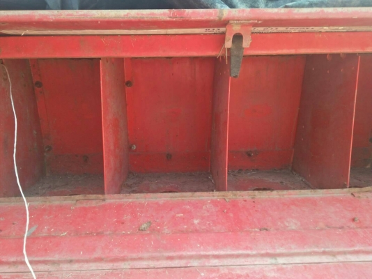 เครื่องอัดฟางก้อน Newholland สภาพดี ราคา 120,000 บาท ค่าคอมนอก 5,000  บาท ติดต่อ 086-1678258 วัตร์