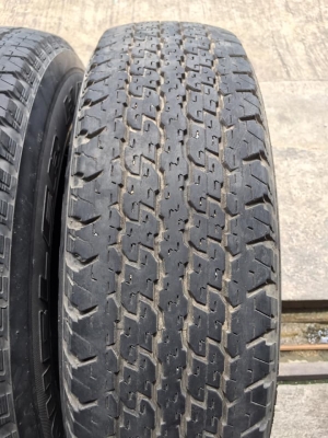 บริสโตน.205R16ปี13 ไร้ตำหนิ ดอกยางเหลือๆใช้ได้อีกนาน ชุด1200บ.โทร0879050181.ส่งได้ทั่วไทย