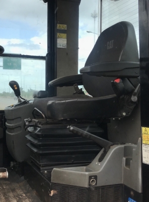 ขายรถตักล้อยาง CAT 924H แขนยาวพิเศษ นำเข้าเองจากญี่ปุ่น สภาพสวยพร้อมใช้ มีVDOการทำงานครับ