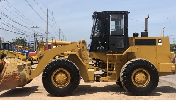 ขายรถตักล้อยาง CAT 936Z (เทียบเท่า WA300) นำเข้าเองจากญี่ปุ่น สภาพสวยพร้อมใช้ มีVDOการทำงานครับ