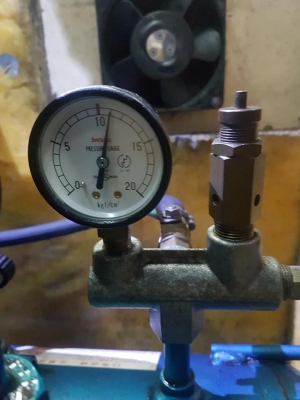 **ขายถูกๆ ปั้มลมมือสองจากญี่ปุ่น** IWATA 1 แรง แก้เป็นไฟบ้านแล้ว ทดสอบเรียบร้อย นิ่งๆเงียบๆ ทุกระบบเดิมๆ ใช้งานได้ดีมากครับ