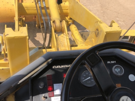 ขายรถตักล้อยาง FURUKAWA FL50-1 (เทียบเท่า WA50) (3,XXX ชั่วโมง) นำเข้าเองจากญี่ปุ่น สภาพพร้อมใช้ มีVDOการทำงานครับ