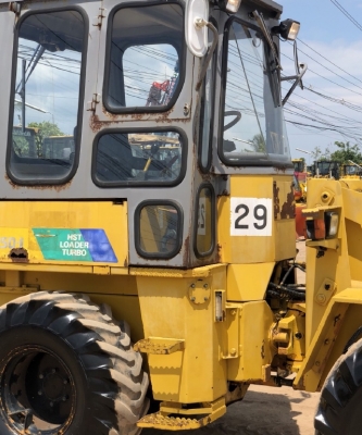 ขายรถตักล้อยาง FURUKAWA FL50-1 (เทียบเท่า WA50) (3,XXX ชั่วโมง) นำเข้าเองจากญี่ปุ่น สภาพพร้อมใช้ มีVDOการทำงานครับ