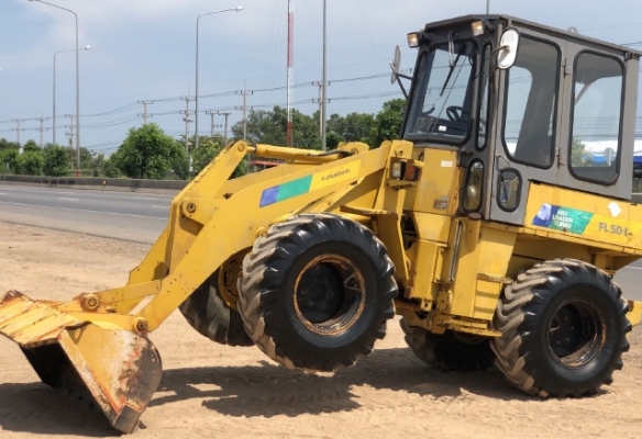 ขายรถตักล้อยาง FURUKAWA FL50-1 (เทียบเท่า WA50) (3,XXX ชั่วโมง) นำเข้าเองจากญี่ปุ่น สภาพพร้อมใช้ มีVDOการทำงานครับ