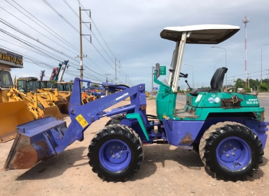ขายรถตักล้อยาง KOMATSU WA40-3E นำเข้าเองจากญี่ปุ่น สภาพสวยพร้อมใช้ มีVDOการทำงานครับ