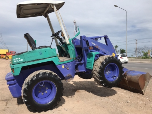 ขายรถตักล้อยาง KOMATSU WA40-3E นำเข้าเองจากญี่ปุ่น สภาพสวยพร้อมใช้ มีVDOการทำงานครับ