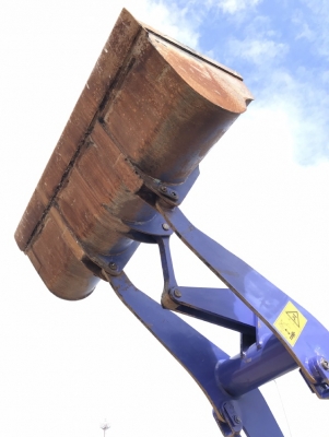 ขายรถตักล้อยาง KOMATSU WA40-3E นำเข้าเองจากญี่ปุ่น สภาพสวยพร้อมใช้ มีVDOการทำงานครับ