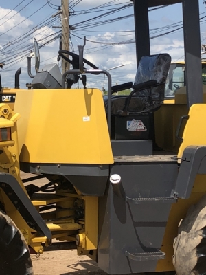 ขายรถตักล้อยาง KOMATSU WA80-3 นำเข้าเองจากญี่ปุ่น สภาพสวยพร้อมใช้งาน มีVDOการทำงานครับ ขายรถตักล้อยาง KOMATSU WA80-3 นำเข้าเองจากญี่ปุ่น สภาพสวยพร้อมใช้งาน มีVDOการทำงานครับ