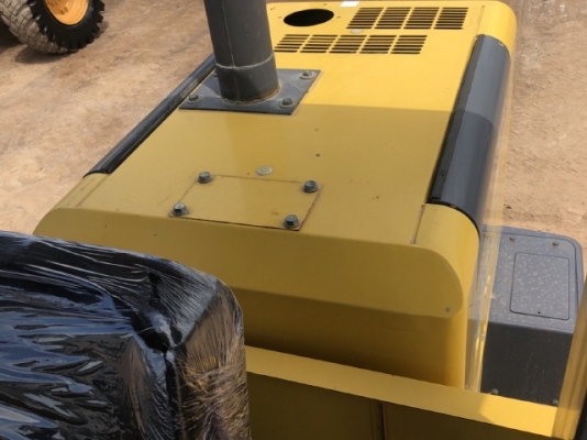 ขายรถตักล้อยาง KOMATSU WA80-3 นำเข้าเองจากญี่ปุ่น สภาพสวยพร้อมใช้งาน มีVDOการทำงานครับ ขายรถตักล้อยาง KOMATSU WA80-3 นำเข้าเองจากญี่ปุ่น สภาพสวยพร้อมใช้งาน มีVDOการทำงานครับ