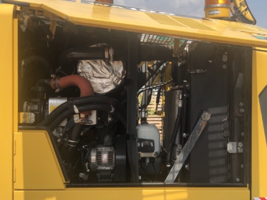 ขายรถตักล้อยาง KOMATSU WA100-6 ปี 2013 นำเข้าเองจากญี่ปุ่น สภาพสวยพร้อมใช้งาน มีVDOการทำงานครับ