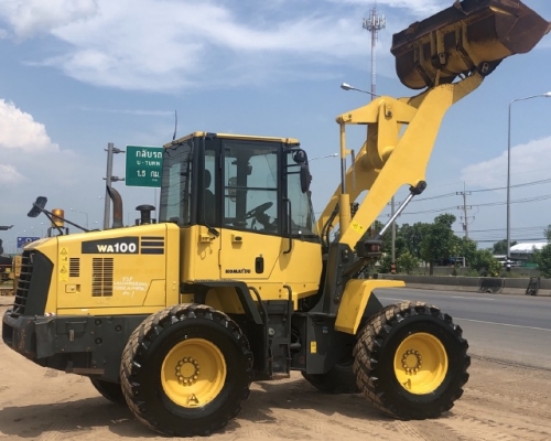 ขายรถตักล้อยาง KOMATSU WA100-6 ปี 2013 นำเข้าเองจากญี่ปุ่น สภาพสวยพร้อมใช้งาน มีVDOการทำงานครับ