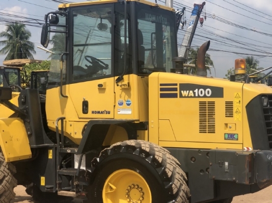 ขายรถตักล้อยาง KOMATSU WA100-6 ปี 2013 นำเข้าเองจากญี่ปุ่น สภาพสวยพร้อมใช้งาน มีVDOการทำงานครับ