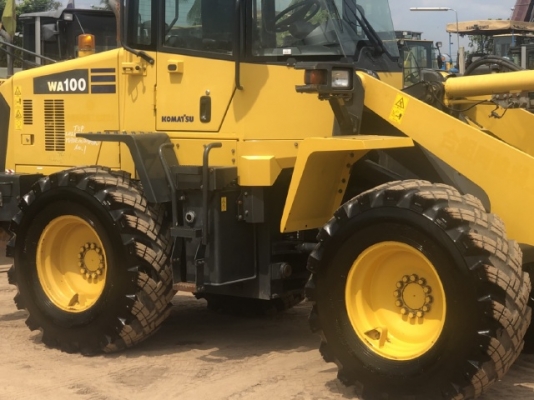 ขายรถตักล้อยาง KOMATSU WA100-6 ปี 2013 นำเข้าเองจากญี่ปุ่น สภาพสวยพร้อมใช้งาน มีVDOการทำงานครับ