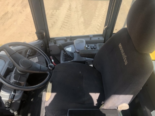 ขายรถตักล้อยาง KOMATSU WA100-6 ปี 2013 นำเข้าเองจากญี่ปุ่น สภาพสวยพร้อมใช้งาน มีVDOการทำงานครับ