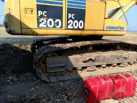 ขาย KOMATSU 200-6 เอกสารอินวอย รถพร้อมใช้ ขาย KOMATSU 200-6 เอกสารอินวอย รถพร้อมใช้