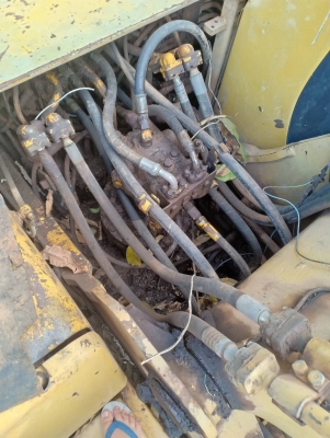 ขาย KOMATSU 200-6 เอกสารอินวอย รถพร้อมใช้
