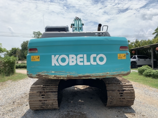 ขาย 1,485,000 บาท  KOBELCO  SK 200 YN 12 SUPER  14,xxx ชั่วโมง เครื่องดี ปั้มแรง โซ่ใหม่ 2 ข้าง เลอนเลอร์เต็ม ช่วงล่างเต็ม  เอวแน่น แอร์หนาว  สภาพพร้อมใช้  เอกสารแจ้งจำหน่าย   รถอยู่นครปฐม  โทร 0626426323