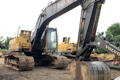 ขาย!! &gt;&gt;&gt; Volvo Ec210BLC ราคาเบาๆ &lt;&lt;&lt; เบอร์ติดต่อ 098-7155789 086-4631102