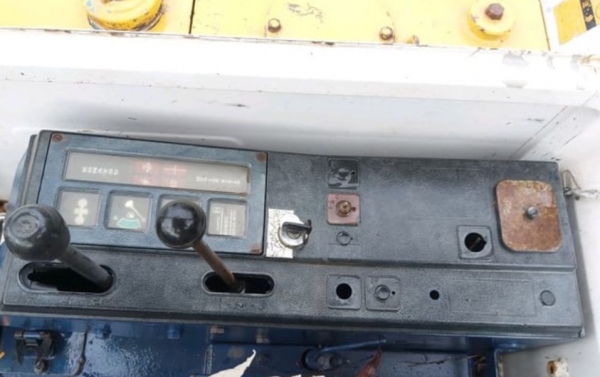 ขาย!! &gt;&gt;&gt; Komatsu PC20 รุ่น 6 หัวเก๋ง โซ่ใหม่ &lt;&lt;&lt; เบอร์ติดต่อ 098-7155789 086-4631102
