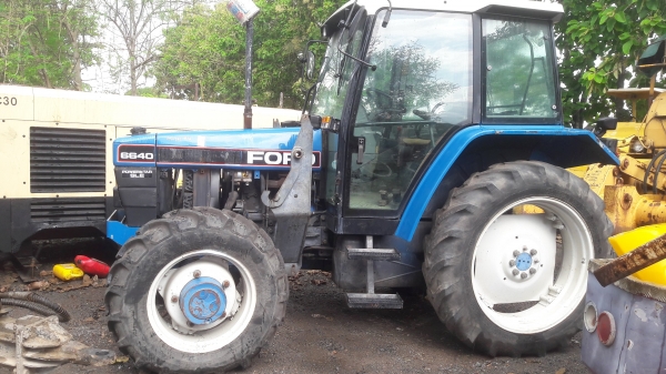 ขาย Ford 6640 2เพลา เพลาคาราโล่ เก่านอก โทร. 084-5424150 เน้นโทรคับ id line: rapinzat
