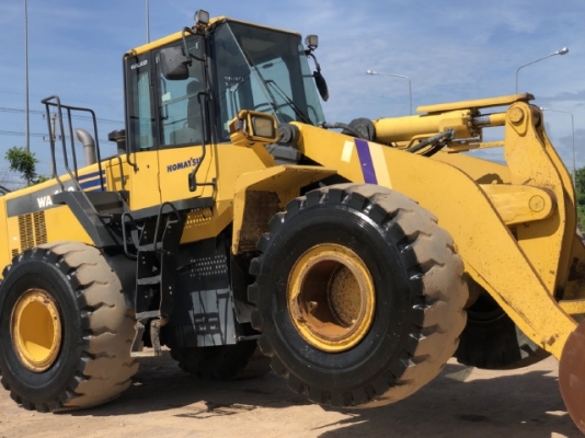 ขายรถตักล้อยาง KOMATSU WA480-6 นำเข้าเองจากญี่ปุ่น สภาพสวยพร้อมใช้ มีVDOการทำงานครับ ขายรถตักล้อยาง KOMATSU WA480-6 นำเข้าเองจากญี่ปุ่น สภาพสวยพร้อมใช้ มีVDOการทำงานครับ