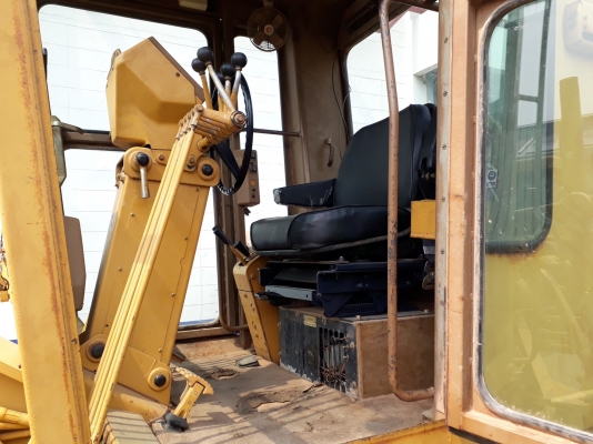 รถเกรด CAT : 12G รถเกรด CAT : 12G