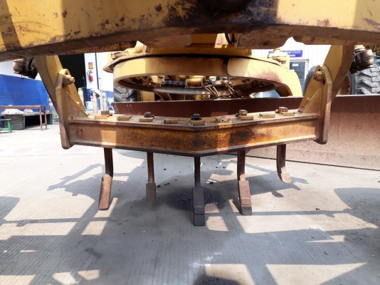 รถเกรด CAT : 12G รถเกรด CAT : 12G