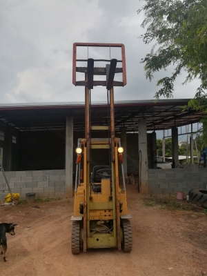 ขายโฟคลิฟสภาพสวย ขายโฟคลิฟสภาพสวย