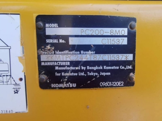 ขาย KOMATSU 200-8 MO ทำงาน 9,XXX ชม เอกสารเล่มทะเบียน รถพร้อมใช้