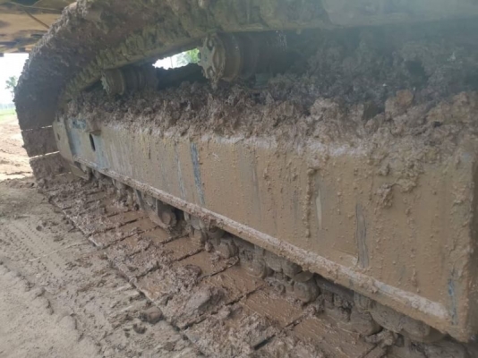 ขาย KOMATSU 200-8 MO ทำงาน 9,XXX ชม เอกสารเล่มทะเบียน รถพร้อมใช้