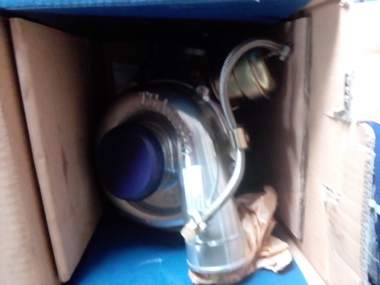 ขายเทอร์โบ ISUZU6BG1 ราคา13000โทร0802472445