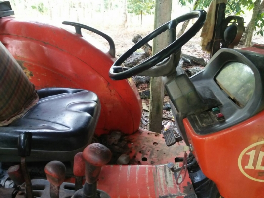 ขายรถไถKUBOTA M9540 ปี51 ใบมีด7 จานเอกสารเล่มทะเบียนราคา 420,000