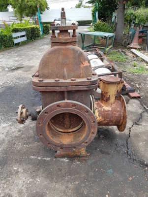 ปั้มน้ำ 10 นิ้วพร้อมใช้ สภาพดี ปั้มน้ำ 10 นิ้วพร้อมใช้ สภาพดี