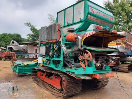 ขาย360.000บาท รถเกี่ยว ท่าเสาพัฒนา อุ้มปรับระดับ2.5ตัน สภาพดี รถอยู่สตึกบุรีรัม081-0759473