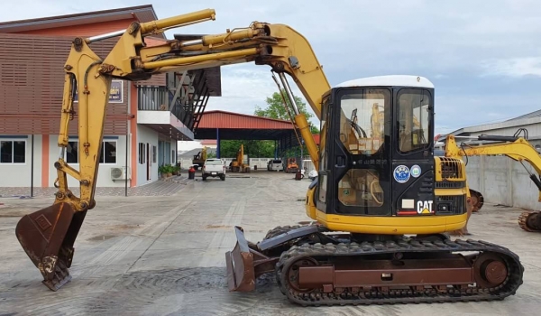 ขายด่วนรถแบคโฮรถCATคาเม่ร่า308BSRรุ่นยอดนิยมสวยๆเทียบเท่าPC80ออโต้คันเร่งเครื่อง4สูบเครื่องดีปั่มแรงไฟฟ้าครบซีเรียสุงชั่วโม่งทำงานน้อย8,195รถนอกเพิ่งนำเข้ามาใหม่ยังไม่เคยใช้งานในเมืองไทยเลย